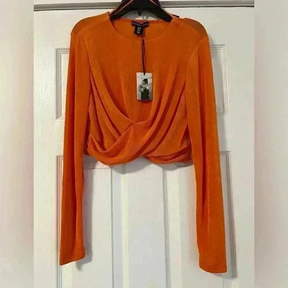 Sincerely Jules Top w/Skirt Outfit - Picture 3 of 9